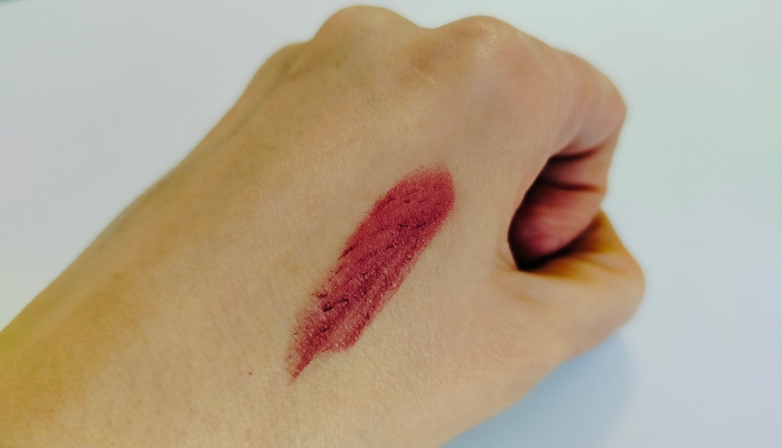 Chambor Matte Riot в оттенке #257 Mauve Rose, свотч