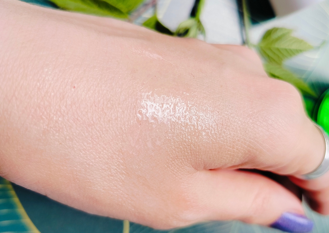 Dr.Ceuracle Tea Tree Purifine 70, консистенция