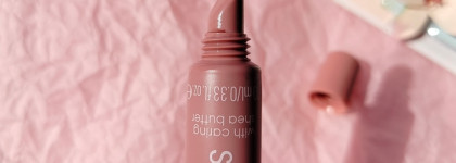 Хайповый блеск Essence The Super Peptide Glossy Lip Treatment 03. Достоин ли внимания?