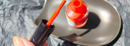 Палитра месяца: лак EL Corazon «Красотека» оттенок №04 Девушка в красном