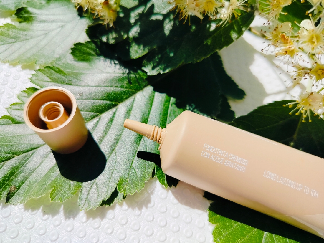 BFF Hydrating water cream foundation EVA7Y