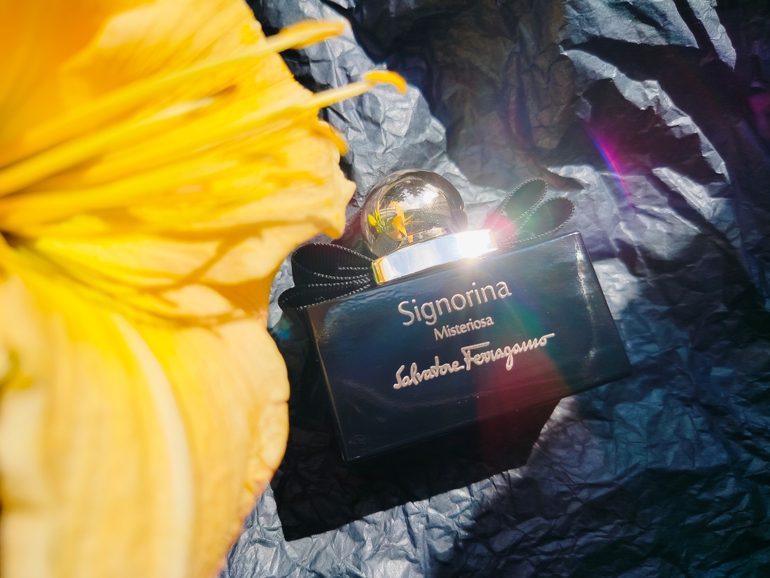 Salvatore Ferragamo Signorina Misteriosa EDP
