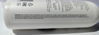 Борьба с возрастом с кремом для тела Openface Bodyguard