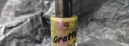 Мой первый лак от Grattol - Vandal Violet и, видимо, последний светоотражающий