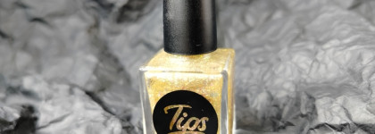 Праздник на кончиках пальцев 2: лак Tips Sparkler Holiday