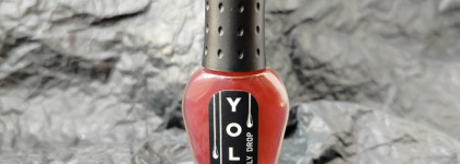 Red wine week: маникюр в корейском стиле с лаком YOLO Jelly Drop #162