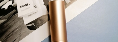 Матовая помада Uvinion в универсальном оттенке Sophie - российский знаменитый аналог оттенку Pillow Talk