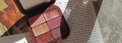 Худшее: Тени для век A.voevodina Burgundy tone. Мало бургунди и много жира