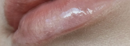 Essence The Super Peptide Glossy Lip Treatment - пептидный бальзам в 03 оттенке