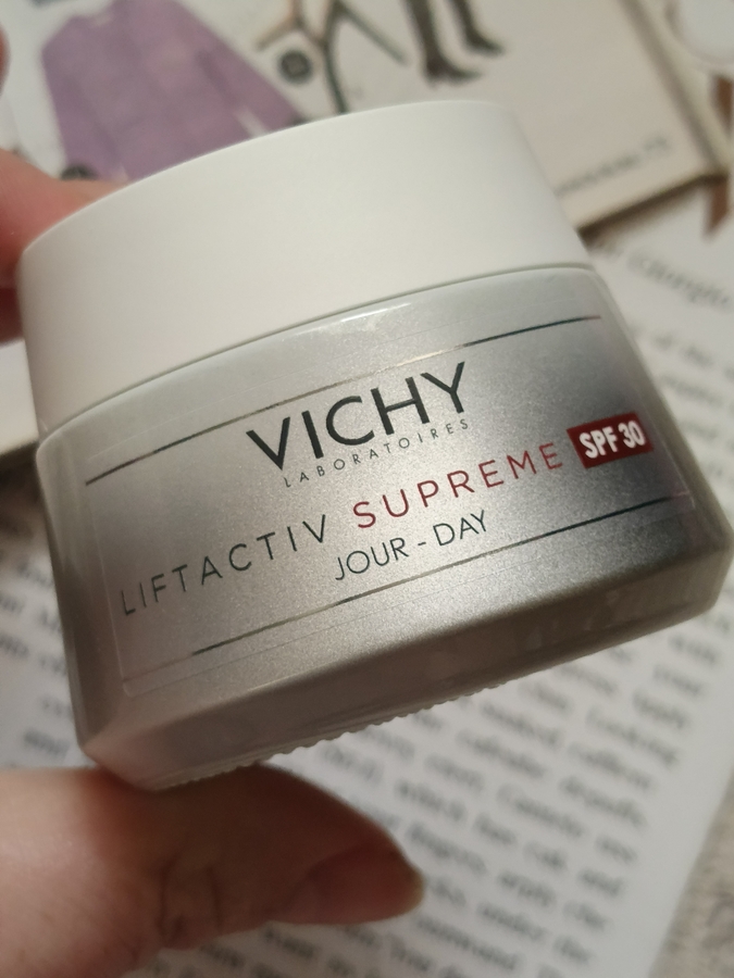 Дневной крем-уход для лица Vichy Liftactiv Supreme Anti-Wrinkle Cream SPF30