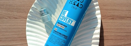 Tigi Bed Head Recovery Moisture Rush Conditioner - забудь о спутанных волосах