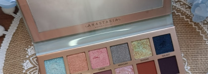 Anastasia Beverly Hills Cosmos Eyeshadow Palette - сияй, как тысячи звезд