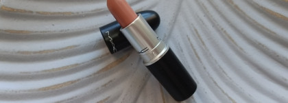 MAC Lipstick Matte в оттенке Honey Love - холодный нюд для белоснежек