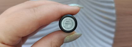 MAC Lipstick Matte в оттенке Honey Love - холодный нюд для белоснежек
