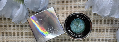 Лимитированная новинка 2023: Shik Single Eyeshadow в невычурном оттенке Polis