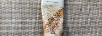 Holika Holika Daily Garden Rice Bright Cleansing Foam - корейская пенка с эффектом увлажнения