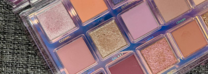 Я разочарована: Huda Beauty Mercury Retrograde Eyeshadow Palette