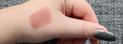 MAC Amplified Lipstick в оттенке Half 'N Half