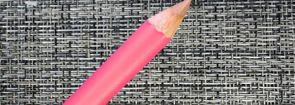 Мой косметический провал Love Generation Lip Pencil в оттенке 01 Светло-бежевый