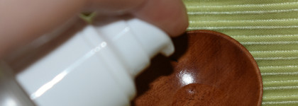 Отшелушивающая эссенция Isntree Clear Skin 8% AHA Essence с фруктовыми кислотами