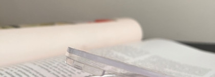 Essence Disney Pixar Up colour correcting compact powder - самый провальный продукт коллекции