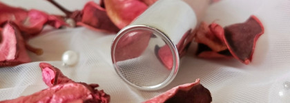 Хайлайтер Clinique Chubby Stick Sculpting Highlight