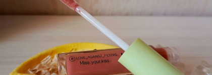 Блеск для губ LAF тон 03: Случайный блеск, который понравился