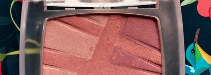 Воздушные румяна с натуральным эффектом Catrice AirBlush Glow в оттенке 020 Cloud Wine