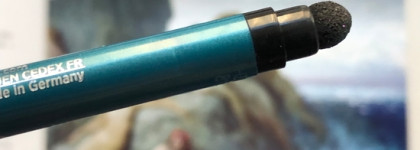 Эффектный бирюзовый металлик: новый карандаш для глаз L’oreal Infaillible gel automatic eyeliner в оттенке 007 Turquoise Faux Fur