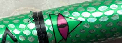 Новогодняя тушь Beauty bomb mascara Alfa Dracona в непростом оттенке Crimson