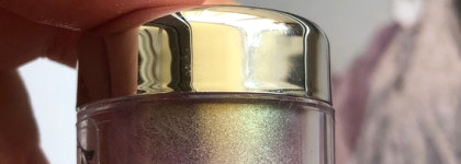 Симпатичный весенний дуохром: тени Ашера в оттенке 196 «Дама в камелиях»