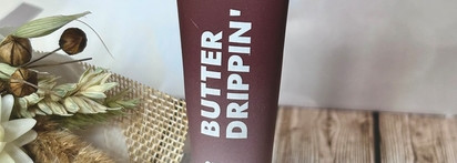 Новинка: Catrice Butter Drippin Glossy Lip Balm в оттенке 040 Bisou bisou. Стоило ли так гоняться за этим бальзамом ?