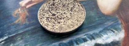 Монетка со дна морского: однушка теней Bernovich в оттенке С147