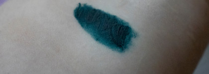 Kaleidos Cloud Lab Lip Clay (DE02 Agave) - Помада цвета зелёнки