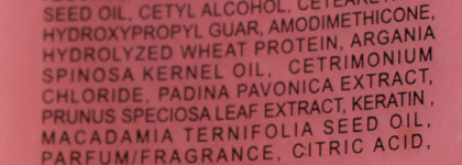 Мягкость волос с Angel Professional Color Protect Conditioner