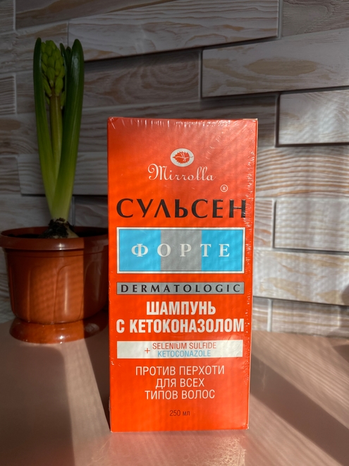 Эффект с первого применения Mirrolla Sulsen Forte Dermatologic шампунь с кетоконазолом против перхоти для всех типов волос