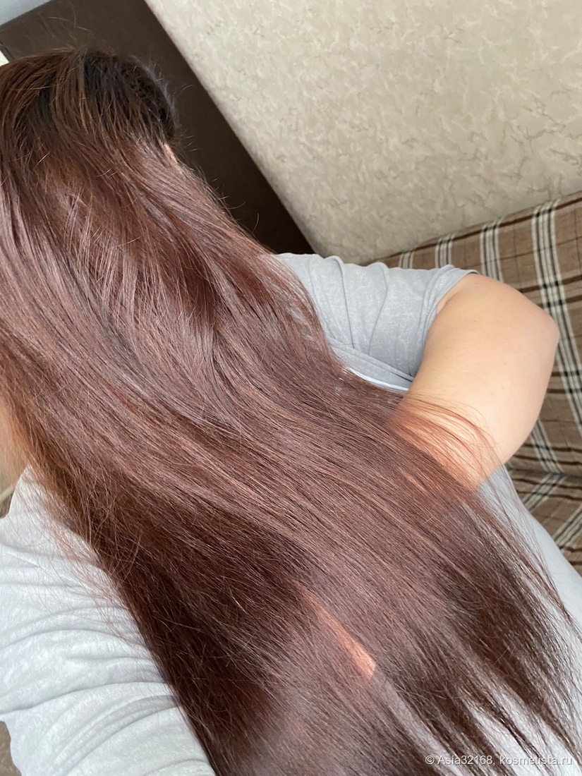 После использования шампуня/волосы высушены естественным способом, без использования фена