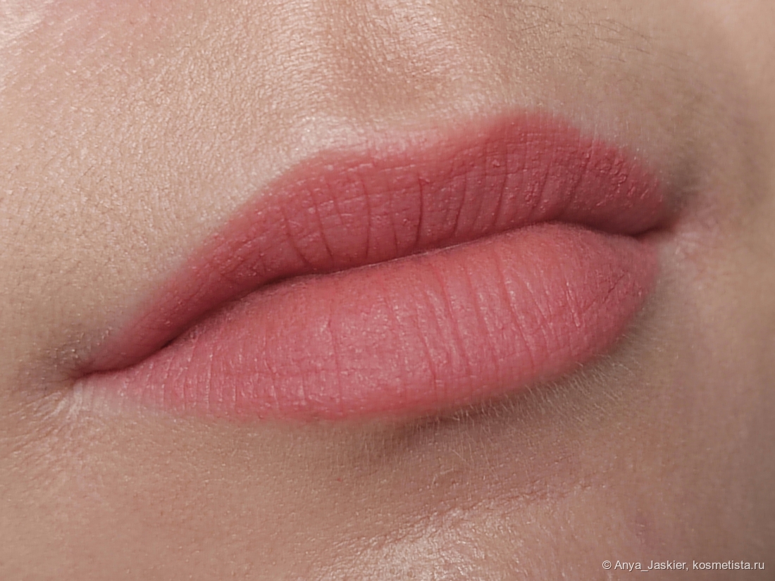 дневной свет, пасмурно. много слоев