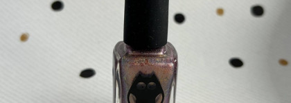 Два лака из моей коллекции, которые любят солнце