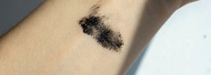 Водостойкая тушь Vivienne Sabo Cabaret Premiere Waterproof volume mascara 01: стойкая аккуратность