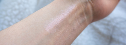 Весенние покупки: часть 2. Кремовый хайлайтер, белая тушь, блеск-тинт