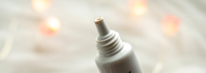 Рекомендовали, и я попробовала. База под тени Wet N Wild Megalast Eyeshadow Primer