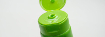 Восторг! Гель для умывания с Ана/bha кислотами и ниацинамидом OK Beauty Reduce & Control LOW PH GEL Cleanser