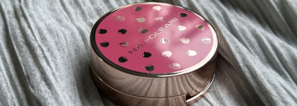 Эстетика – это про них: румяна Naj-Oleari Glow Cloud Baked Blush 02 Pomegranate Rose