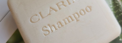 Необычная находка от Clarins.Питательный твёрдый шампунь для всех типов волос Shampooing Solide Nourrissant