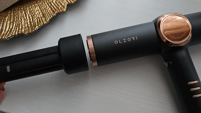 Процесс крепления цилиндрической насадки