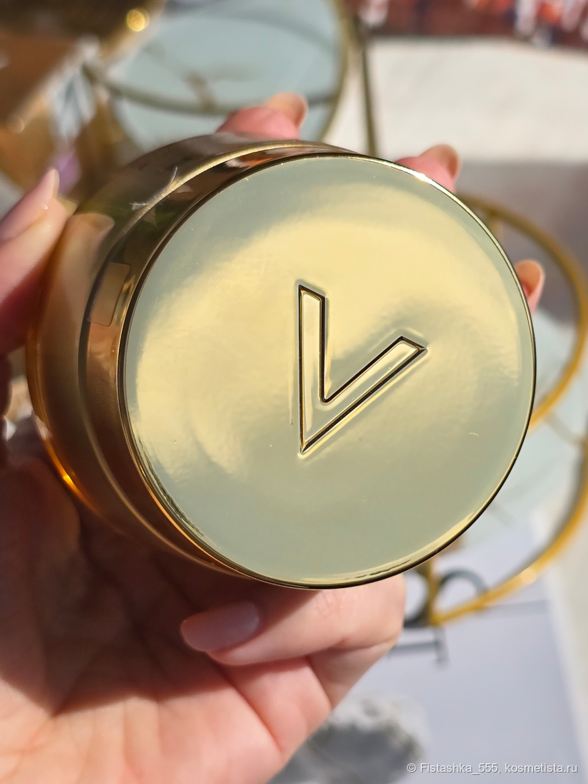 Ремоделирующий лифтинг-крем Vichy Neovadiol Longevity cream.