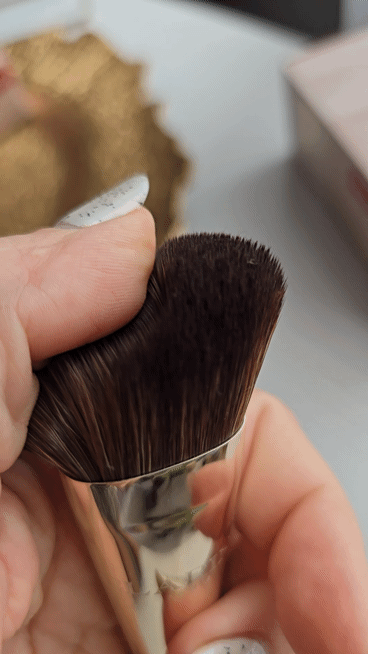 Clarins кисть для тона