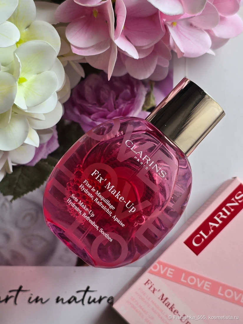 Clarins Fix' Make-Up Love Collection.