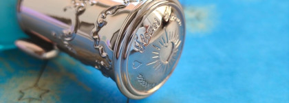 Роскошь во всём: Flower Knows Strawberry Rococo Series Cloud Lip Cream в оттенке S03